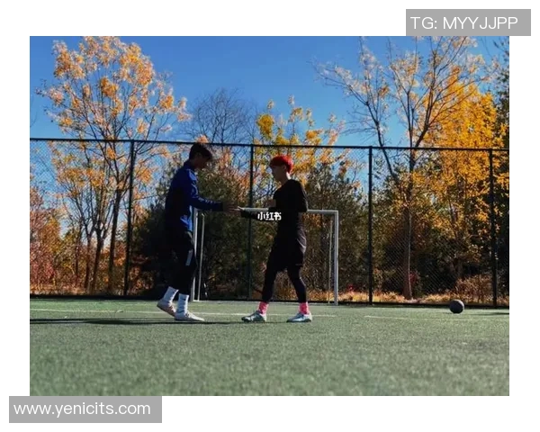 转场拍摄足球明星视频的创意与技巧分享，助你捕捉精彩瞬间